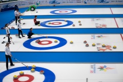 eyof-curling-claut-20